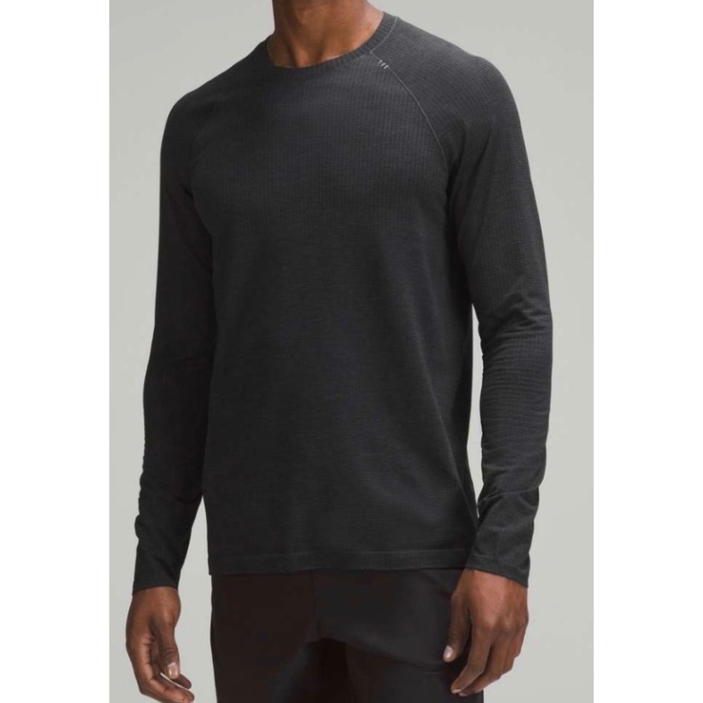 Lululemon Metal Vent Tech 2.0 Long Sleeve Shirt Graphite Gray Mens Small